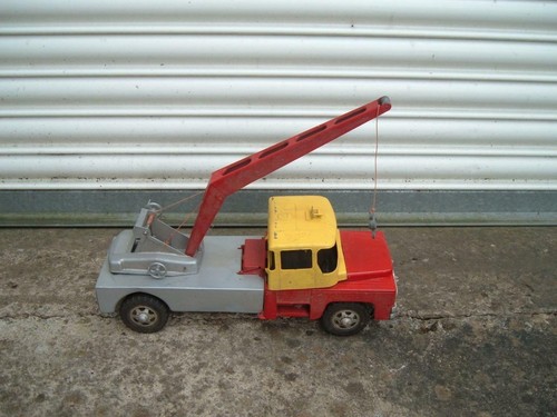 Louis marx pressed steel - louis,